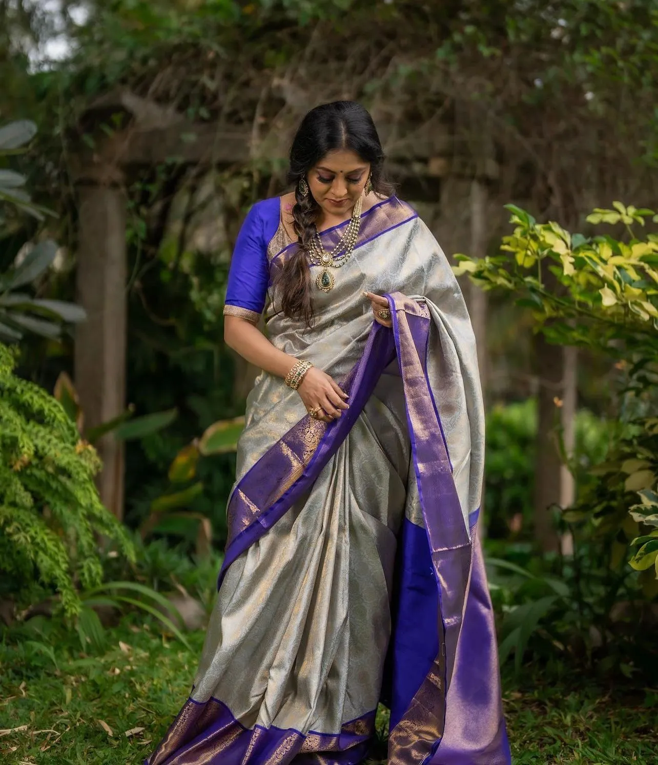 Embellished Grey Soft Silk Saree With Dazzling Blouse Piece