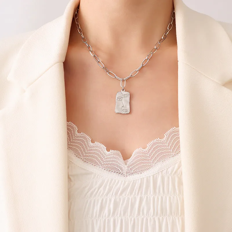 Luxurious Retro European American Portrait Clavicle Necklace