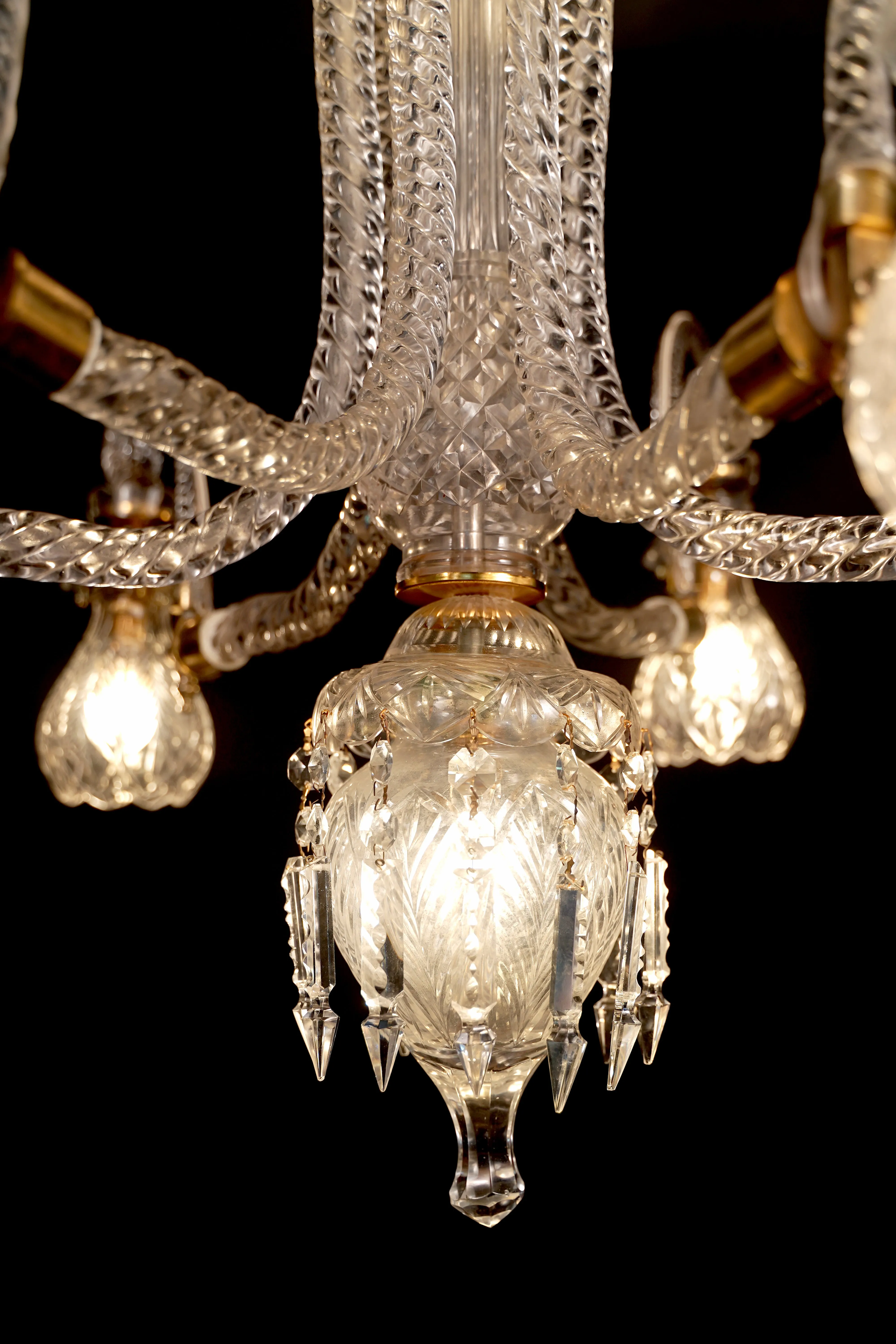 The Oasis Grandeur Crystal Chandelier